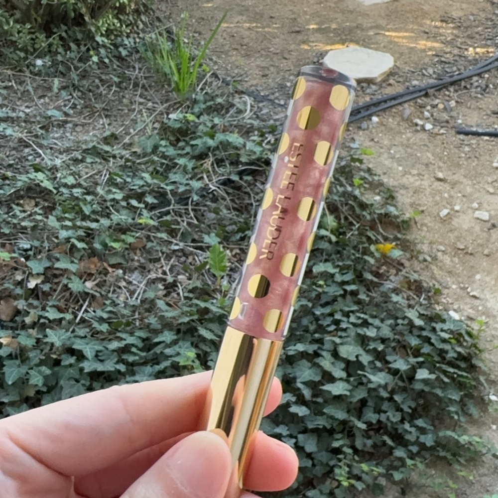 Limited Edition Estee Lauder Lip Gloss DAZZLE ME Full Size NWOB Holiday Ed. 2025